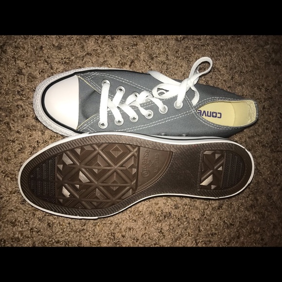 Converse - Picture 2 of 3